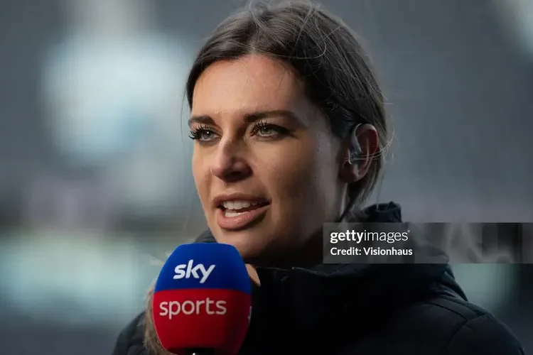 MC là bạn gái của HLV trẻ nhất 5 giải hàng đầu châu Âu bị nhiễm trùng não