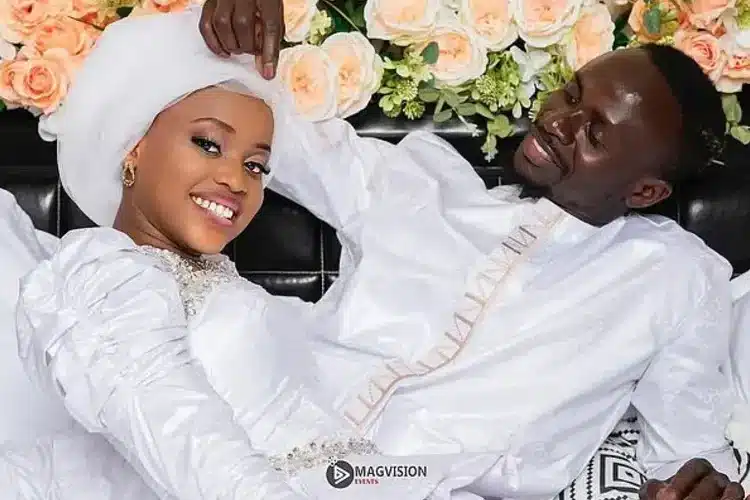 Mane khoe lần đầu làm cha khi ghi bàn giữa Ronaldo và Duran