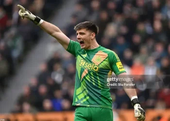 Newcastle đang phạm sai lầm khi tính bán Nick Pope