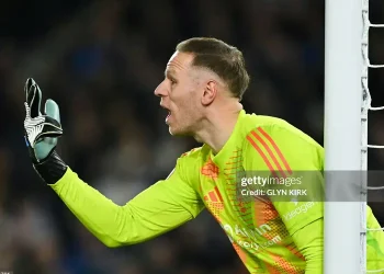 Nottingham Forest tiếp tục bay cao tại FA Cup