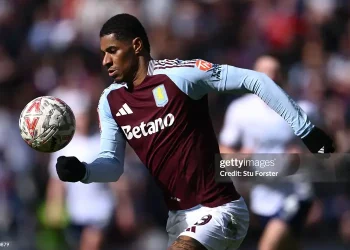 Rashford đừng thấy hoa nở mà ngỡ xuân về