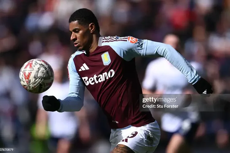 Rashford đừng thấy hoa nở mà ngỡ xuân về