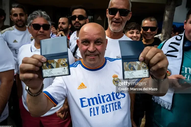 Real Madrid nâng giá vé trận gặp Arsenal lên mức kỷ lục