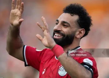 Salah vừa ghi bàn, vừa kiến tạo đưa Ai Cập tới sát World Cup