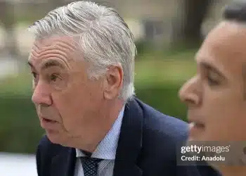 Ancelotti ra hầu tòa