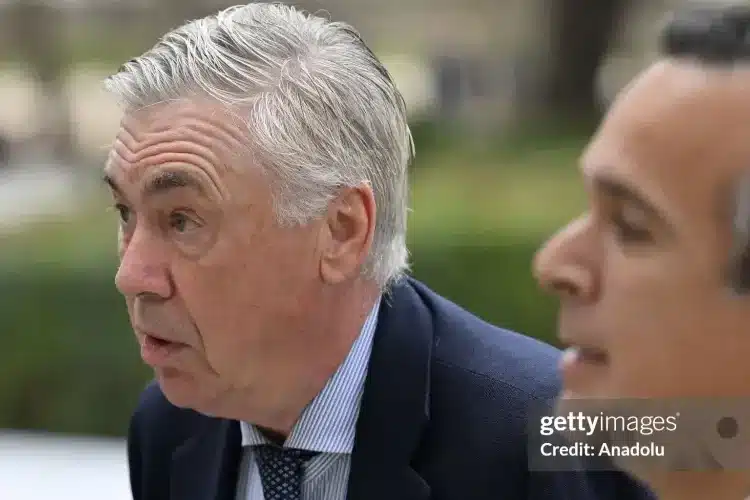 Ancelotti ra hầu tòa