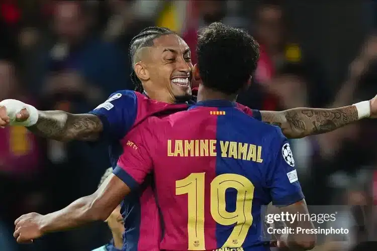 Barca sẵn sàng bán Raphinha hơn 80 triệu euro