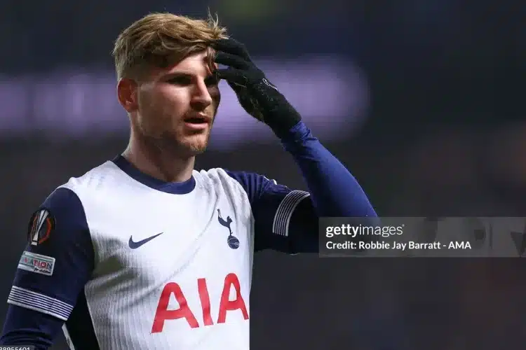 Werner bị hắt hủi