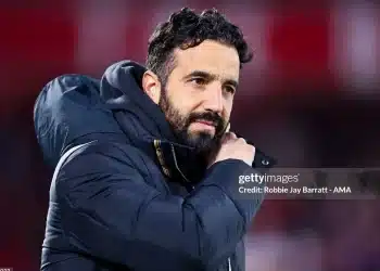 Amorim nói gì trước derby Manchester