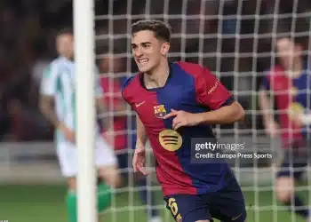 Barcelona áp đảo Real Madrid về cơ hội vô địch La Liga