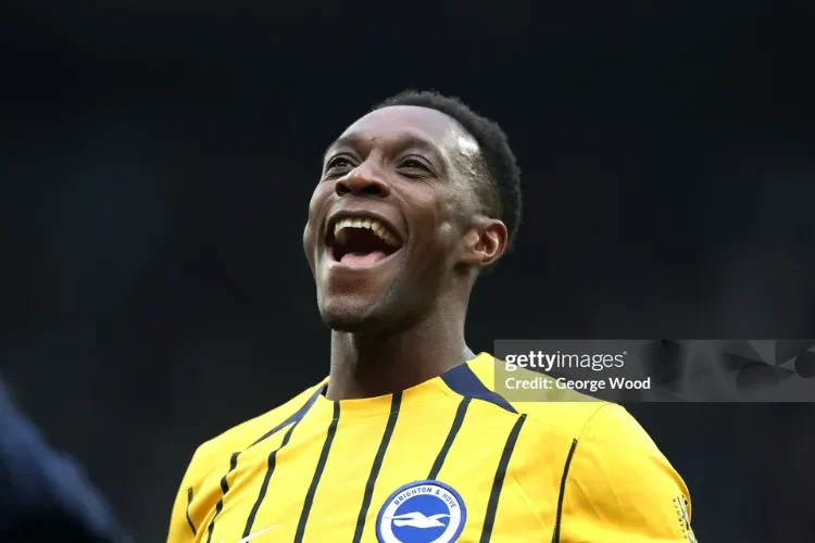 Welbeck ghi dấu trong lịch sử Brighton
