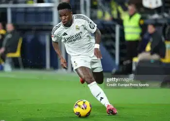 Vinicius soán ngôi Người ngoài hành tinh Ronaldo