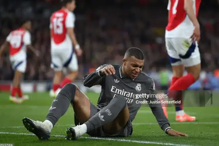 Ngày đáng quên của Mbappe