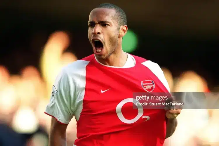 Cách Henry đi vào ngôi đền huyền thoại của Arsenal