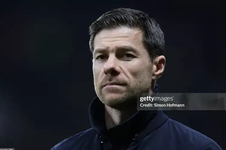 Xabi Alonso: từ nhạc trưởng đến thiên tài trên ghế huấn luyện