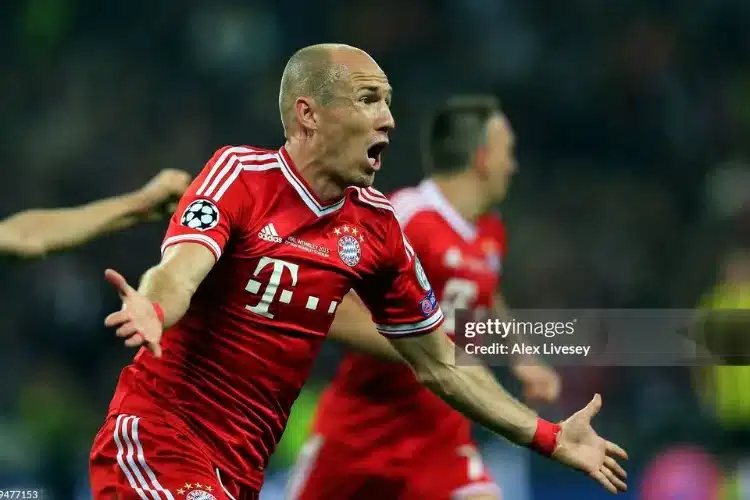 Tuyệt chiêu trứ danh làm nên tên tuổi Robben