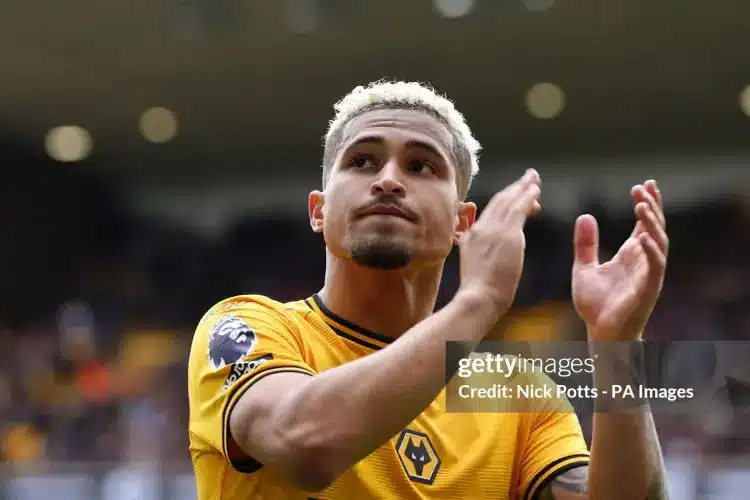 Wolves thăng hoa, hủy diệt Tottenham