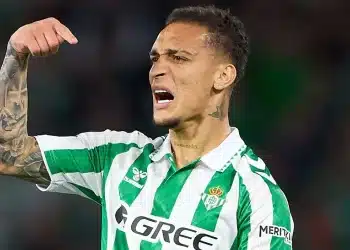 Antony giúp Betis làm nên lịch sử tại cúp châu Âu