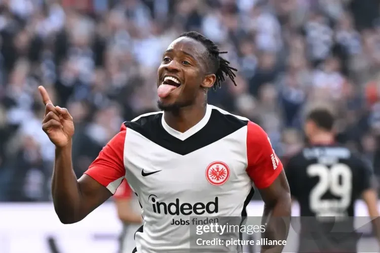 Sự cố hài hước của cựu sao Chelsea