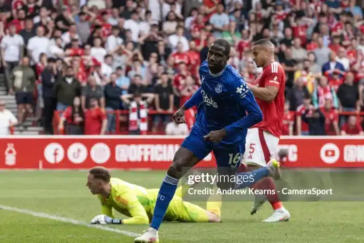 Everton gây sốc, quật ngã hiện tượng Premier League