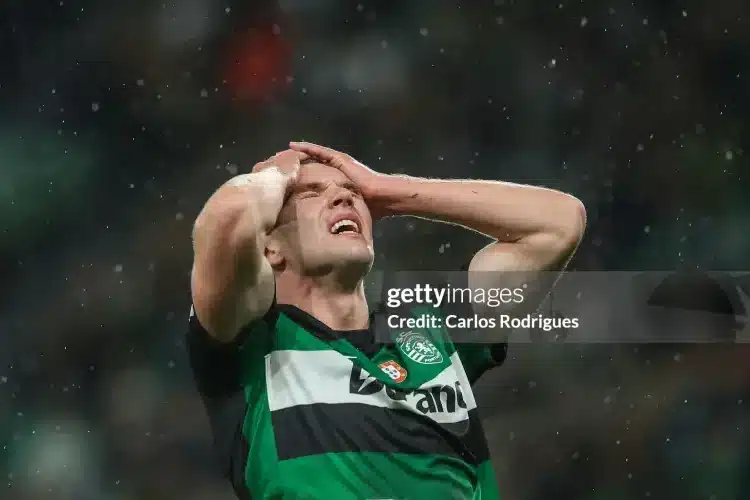 Arsenal chốt 3 'bom tấn' giá 200 triệu bảng