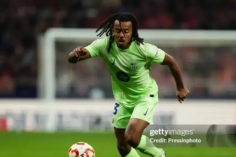 Choáng với Kounde