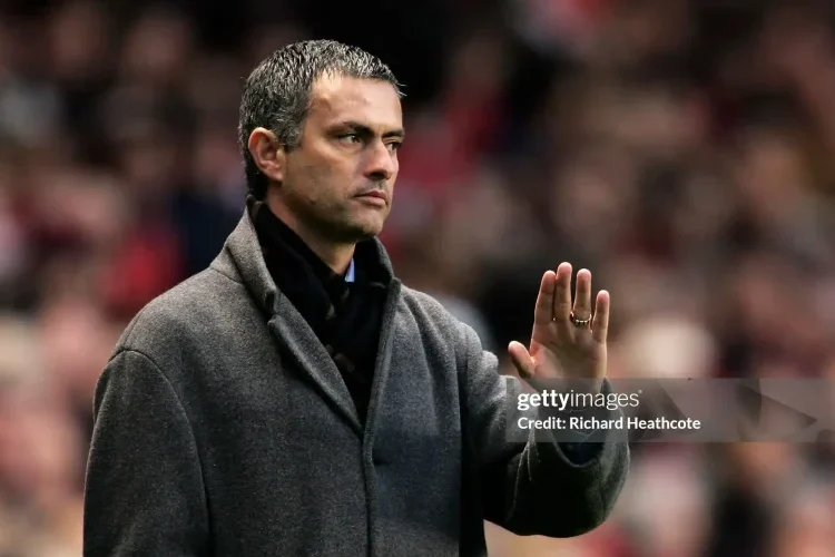 Lịch sử và nguồn gốc của chiến thuật dựng xe buýt