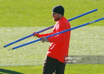 Lịch sử và nguồn gốc của chiến thuật Inverted Wing-Back trong bóng đá