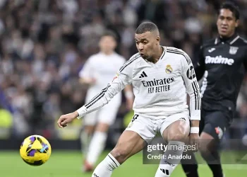 Mbappe quá toàn diện