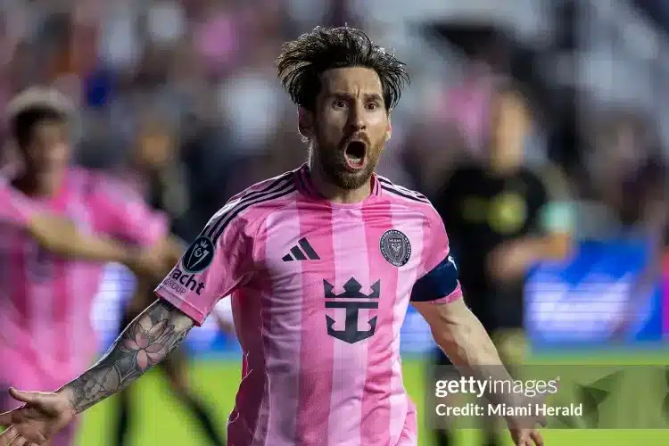 Messi thăng hoa tuyệt đối