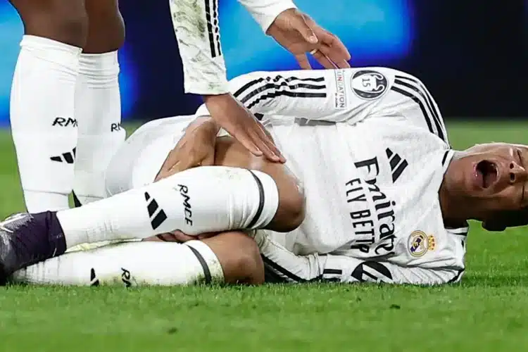 Real Madrid thở phào với chấn thương của Mbappe