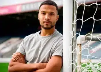 Cựu cầu thủ MU qua đời ở tuổi 36 vì ung thư