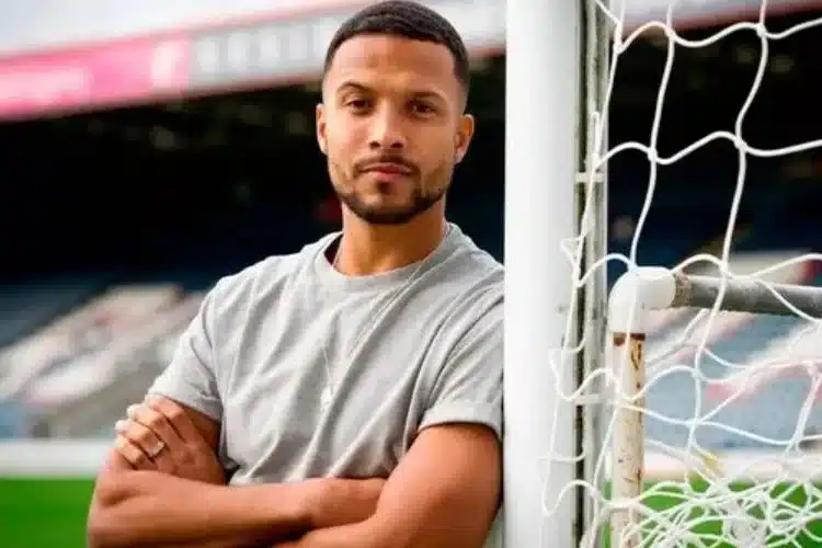 Cựu cầu thủ MU qua đời ở tuổi 36 vì ung thư