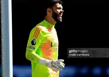 Huyền thoại chê Raya không biết bắt phạt đền