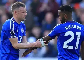 Leicester chia tay Premier League