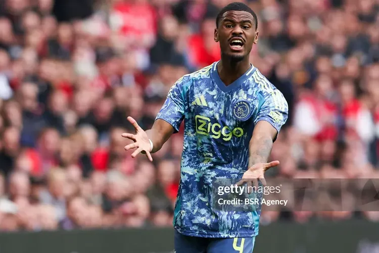 Liverpool chi 40 triệu euro để mua ‘Van Dijk đệ nhị’