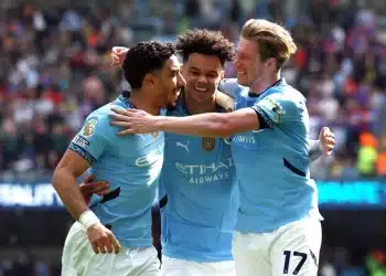 Man City lội ngược dòng kinh điển