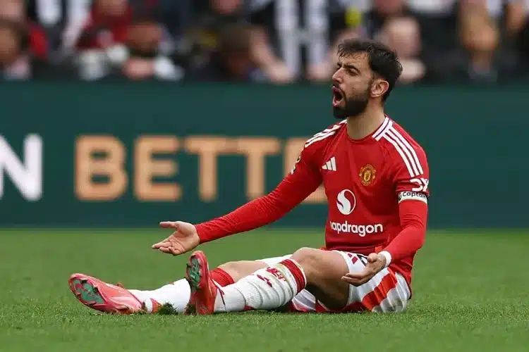 MU thảm bại trước Newcastle