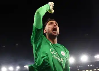 PSG chết hụt trước Aston Villa