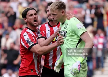 Asensio 2 lần sút hỏng phạt đền khiến Aston Villa hú vía