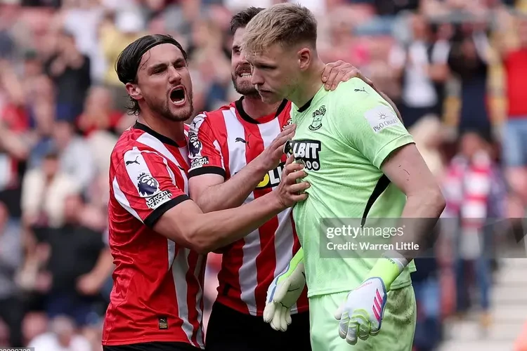 Asensio 2 lần sút hỏng phạt đền khiến Aston Villa hú vía