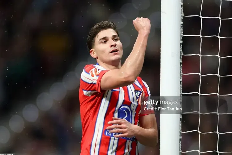 Atletico Madrid thắng trong trận đấu có 3 trái penalty