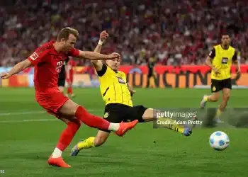 Bị Dortmund chia điểm, Bayern lỡ cơ hội bứt phá