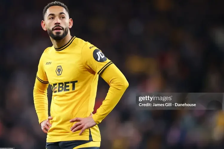 Cunha mất suất đá chính khi hết hạn treo giò