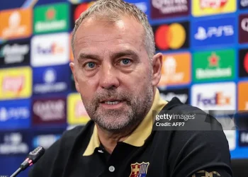 Flick chưa dám nghĩ đến cú ăn ba dù Barcelona bất bại 24 trận