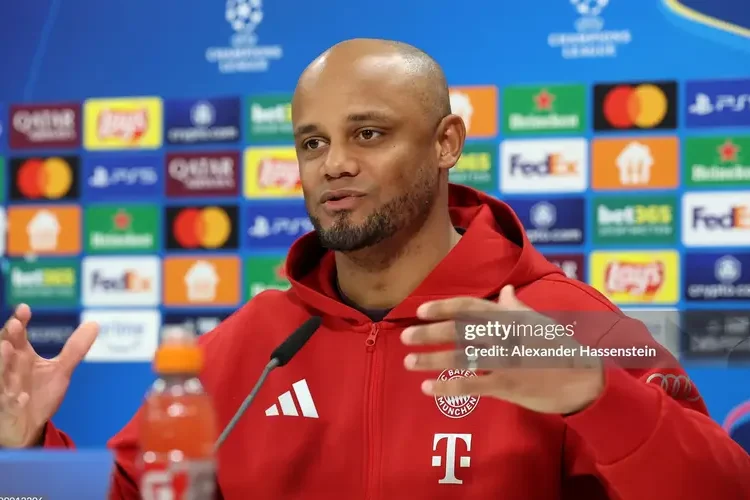 Kompany rút hết gan ruột khen các cầu thủ dự bị trước đại chiến