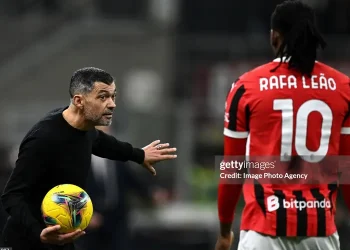 Milan đổi chiến thuật từ 4-2-3-1 sang 3-4-3 là sáng kiến tuyệt vời