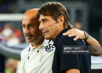 Milan nhắm đến các HLV Italia thành danh ở Serie A