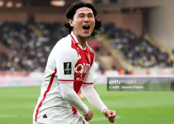 Minamino tỏa sáng giúp Monaco lấy vị trí thứ 2 của Marseille