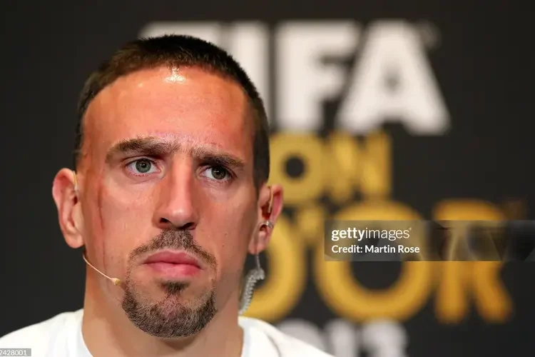 Ribery – Gã mặt sẹo đáng sợ với các hậu vệ